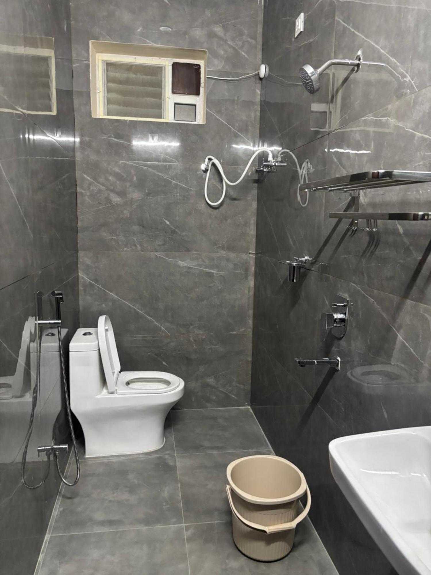 Nest Inn Homestay 蒂鲁帕蒂 外观 照片