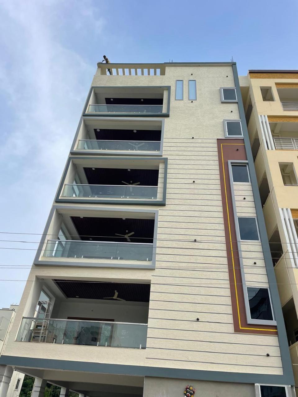 Nest Inn Homestay 蒂鲁帕蒂 外观 照片