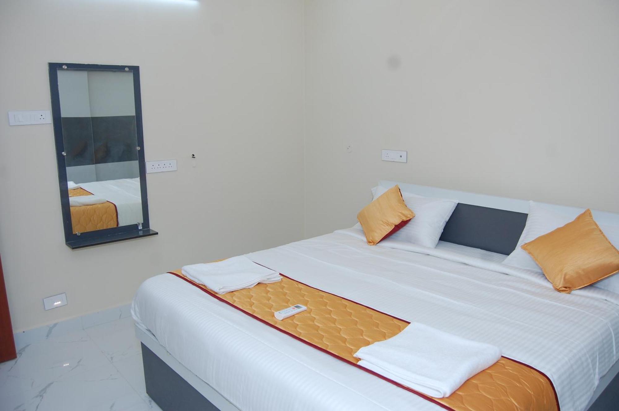 Nest Inn Homestay 蒂鲁帕蒂 外观 照片